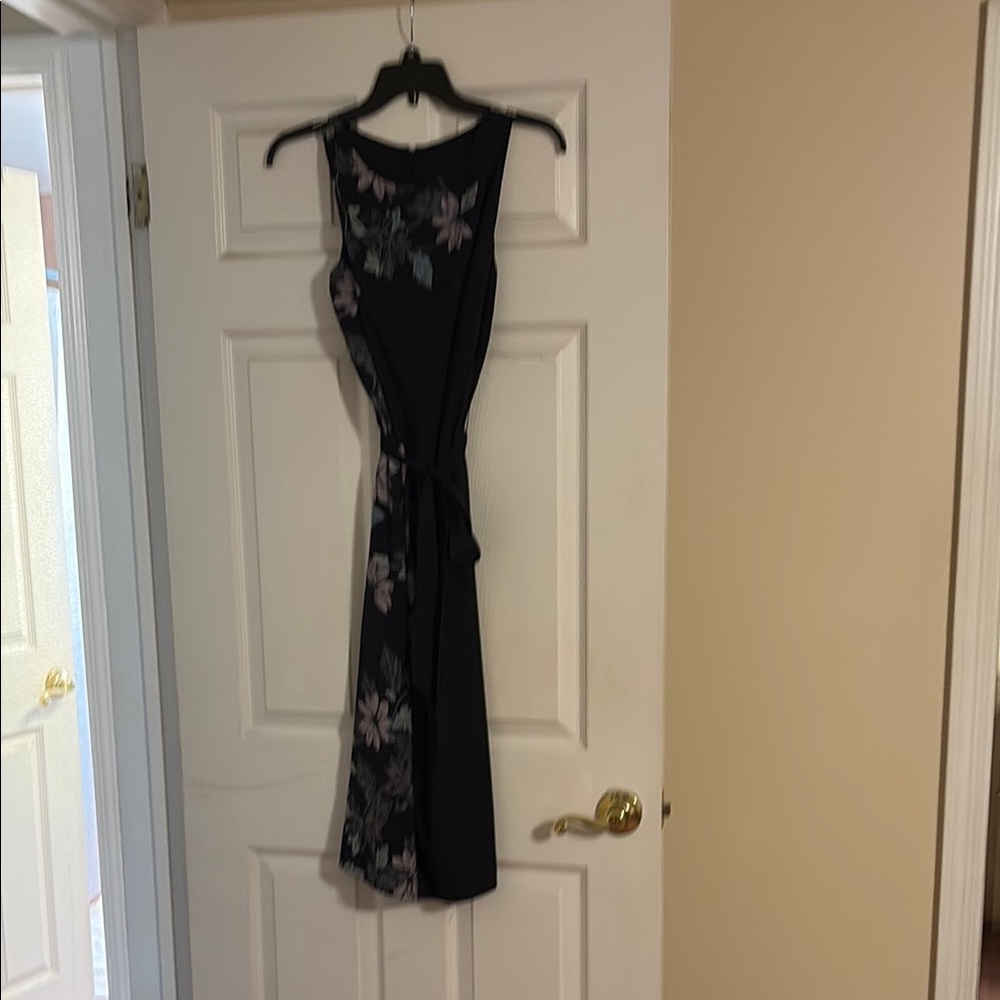 Floral Navy Sleeveless Dress